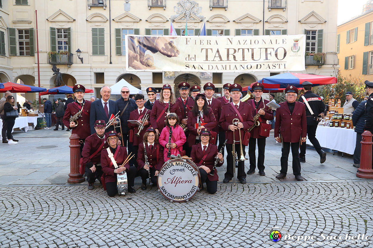 VBS_4143 - Fiera Nazionale del Tartufo Bianco 2024.jpg